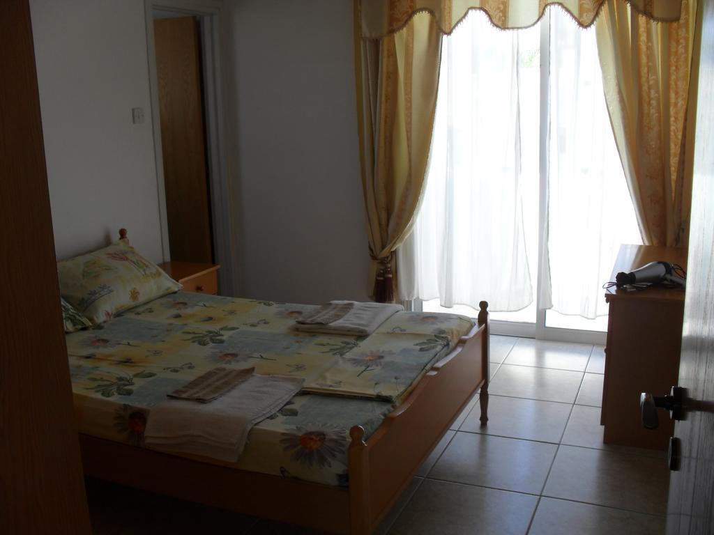 Villa Theodora Paphos Kamer foto