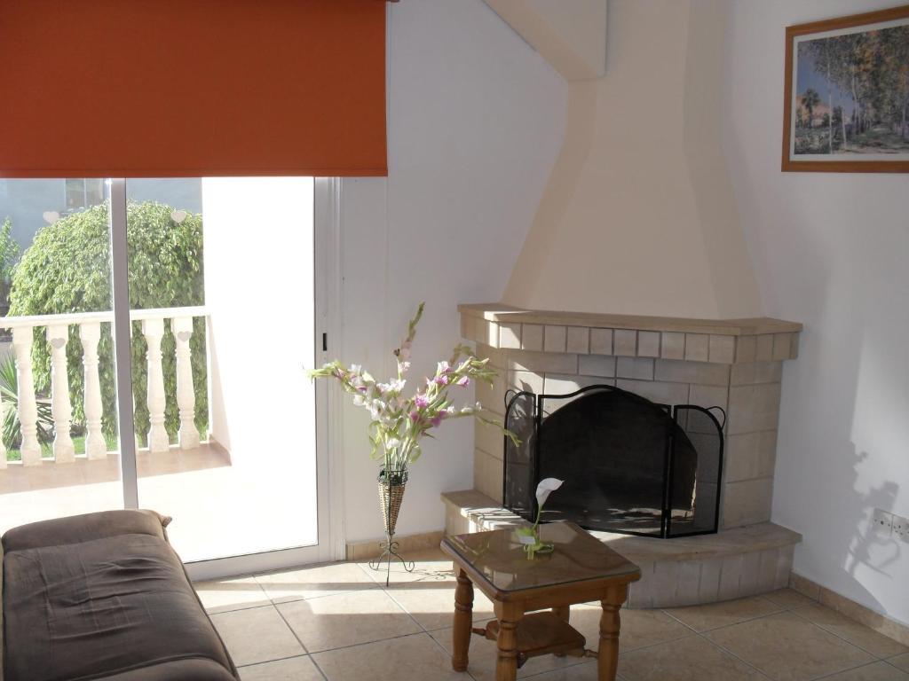 Villa Theodora Paphos Buitenkant foto